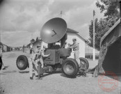 [Défilé militaire du 40e RT au Quartier Guyon-Gellin de Hettange-Grande]