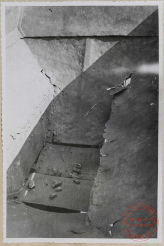 Intérieur d'une schibine. Exemple de corrosion des parois en tôle provenant d'un mauvais entretien.