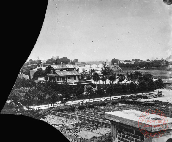 [Quartier de Beauregard et sa gare]