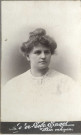 [Portrait de Elisabeth Pals épouse Hourte à l'âge de 19 ans vers 1892]