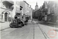 Guerre 1939-1945. Rue de Paris lors de l'entrée des troupes américaines