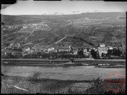 [Sierck-les-Bains, on aperçoit Rustroff au fond à gauche]]