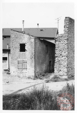 Tour de guet de la porte de Sierck à Rodemack. Cadran solaire