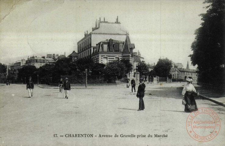 CHARENTON - Avenue de Gravelle prise du Marché