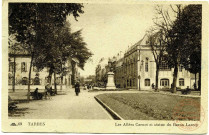 Tarbes - Les Allées Carnot et Statue du Baron Larrey