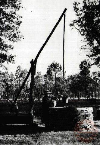 Parc Naturel Régional des Landes de Gascogne - Un puits à balancier - 1938