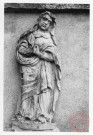 Statuette de la Vierge située sur le mur de l'église de Puttelange-lès-Thionville, à droite de la porte d'entrée, rue Saint-Rémy