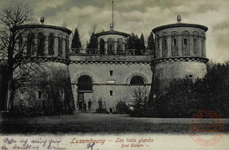 Luxembourg. Les Trois Glands-Drei Eicheln.