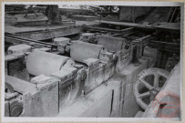 Longeron du train de rouleaux avant du blooming de 1030. Longeron cassé