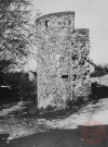 Rodemack - Vestiges des remparts, tour flanquante de l'enceinte
