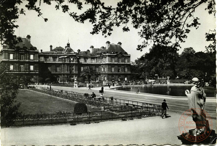 Paris - Palais et Jardins du Luxembourg