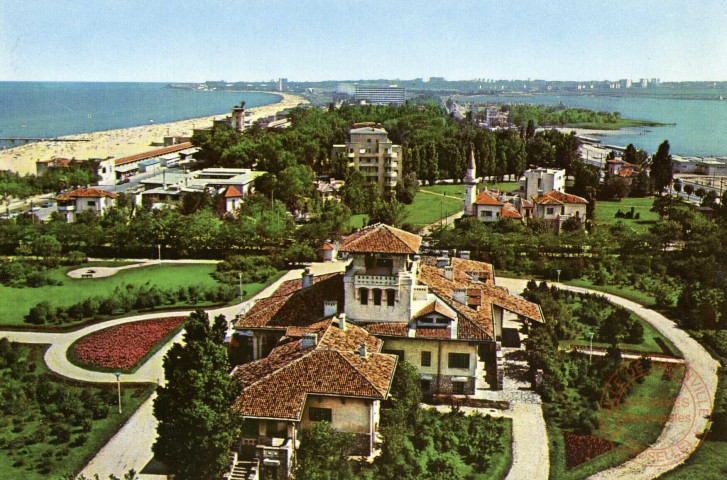 MAMAIA.