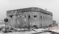 Guerre 1939-1945. Blockhaus, côté gare SNCF, protégeant le pond sud SNCF