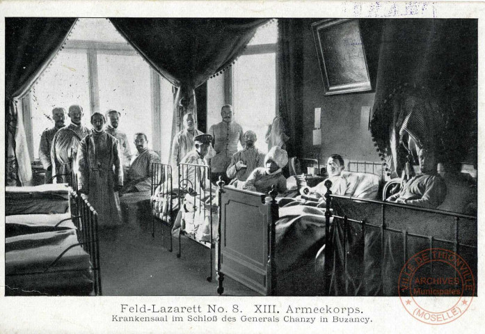 Feld-Lazarett No. 8. XIII. Armeekorps. Krankensaal im Schloss des Générals Chanzy in Buzancy.