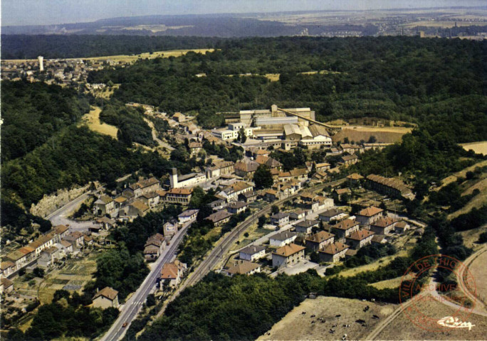 Moutiers (M. et M.) - Moutiers-bas - La Mine - Vue aérienne