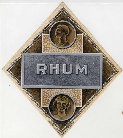 Etiquettes pour bouteilles d'alcool (rhum, eau de vie) provenant de la Distillerie Bettendorf Nicolas de Kanfen.