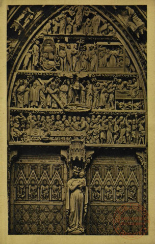 Strassburger Münster : Bogenfeld des Hauptportals