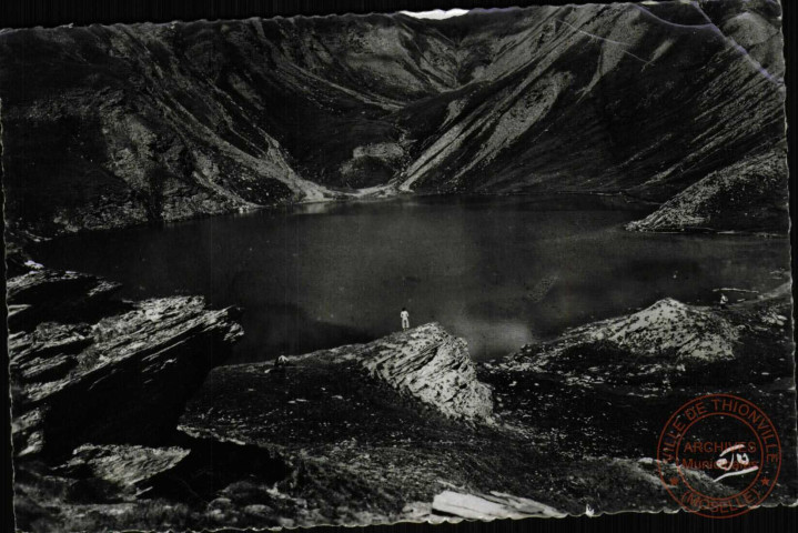 Les Alpes : Environs d'Aiguilles et d'Abriès : Le grand Lac de Malrif (2.578 m)