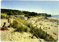 Saint-Georges de Didonne (Royan) - Un coin de sa plage, et la Pointe de Suzac vus de la Dune