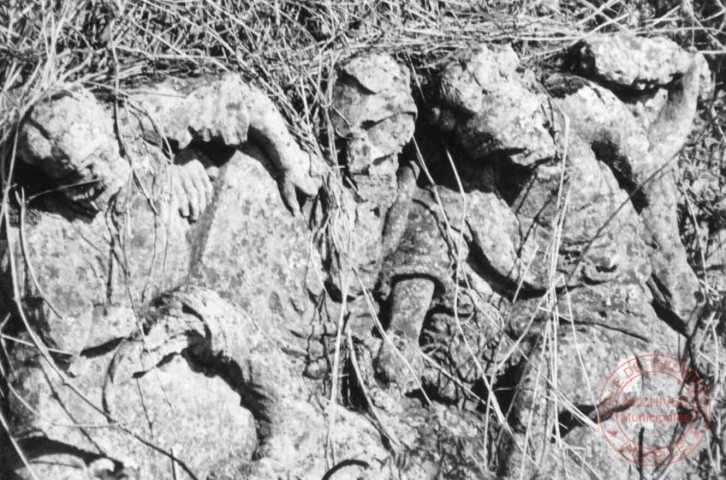 Station de chemin de croix du cimetière d'Usselskirch, 12 rue Chemin d'Usselskirch à Boust. Il reste 8 stations en 1966