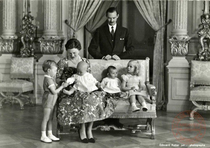 LL. Monseigneur le Grand-Duc Héritier et Madame la Grande-Duchesse Héritière de Luxembourg.Le Prince Henri,Prince Jean, Princesse Margaretha,Princesse Marie-Astrid.