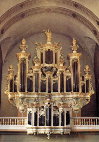 Orgue de l'Eglise St-Maximin 57100 Thionville. Les Grandes Orgues,2e moitié XVIIIe.Buffet classé. Restauration 1969-A.Kern. 44 jeux, 3 claviers.