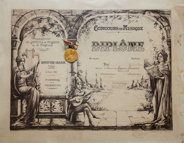 Diplôme décerné à l'Harmonie des Sapeurs-Pompiers de Thionville lors du concours de musique organisé à Moyeuvre-Grande, le 6 août 1922, par la Fédération des Sociétés de Musique de la Moselle.