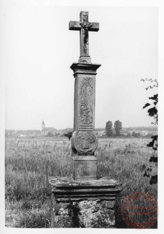 Bildstock daté 1867 (croix des champs) situé entre Garche et Koeking (Thionville), dans les champs
