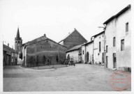 Cattenom, rue des Tulipes à droite et rue Saint-Etienne à gauche. La partie entre les deux rues a été détruite
