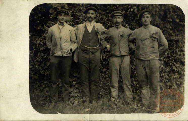 [Photographie pour la Sainte Barbe en 1925]