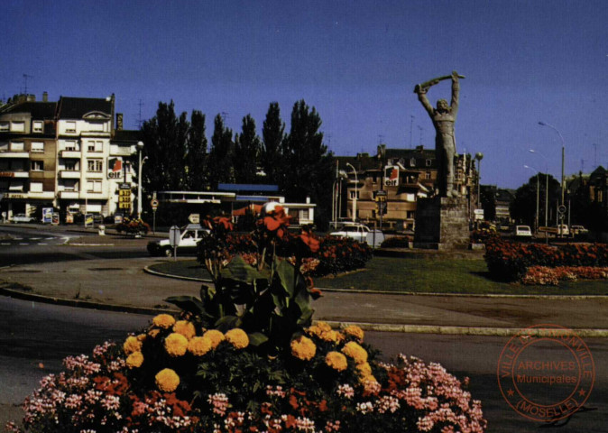 Thionville (Moselle) - Rond Point Merlin