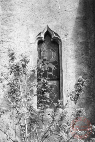 Vitrail présent sur la chapelle Sainte-Barbe, 1 route d'Usselskirch à Breistroff-la-Grande