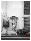1 place du Luxembourg, niche et vierge datée 1681 - Thionville