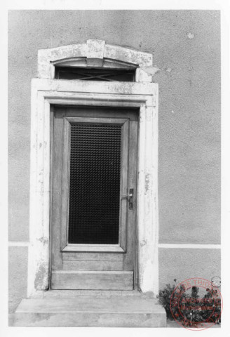 Porte au 58 place de la Mairie à Gandren (commune de Beyren-lès-Sierck)