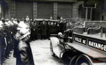 [Livraison et Inauguration d'une voiture de Pompiers, le 19 avril 1931, à Hayange]