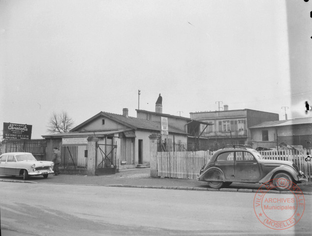 [Entreprise de menuiserie A. Dillenseger, 32 route de Metz]