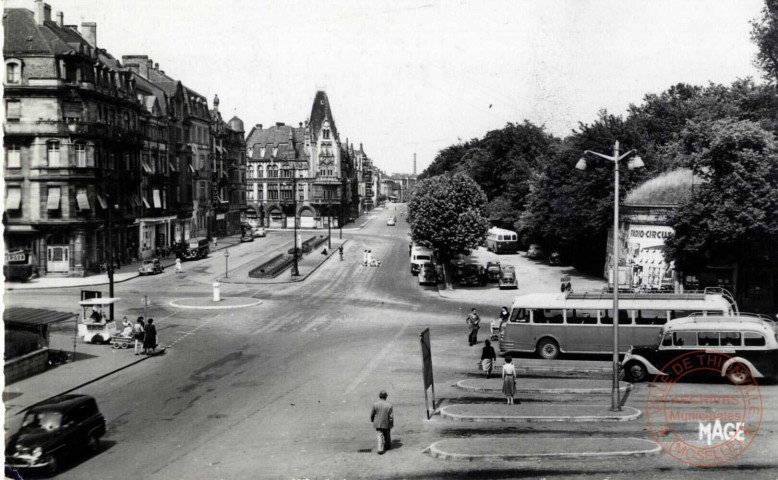 Thionville (Moselle) - Place du Luxembourg - Gare routière