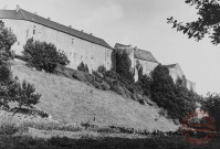 Façade arrière des deux châteaux de Roussy-le-Bourg