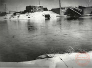 Pont sud SNCF détruit en septembre 1944 et partiellement réparé