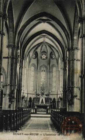 Dugny-sur-Meuse : L'intérieur de l'Eglise