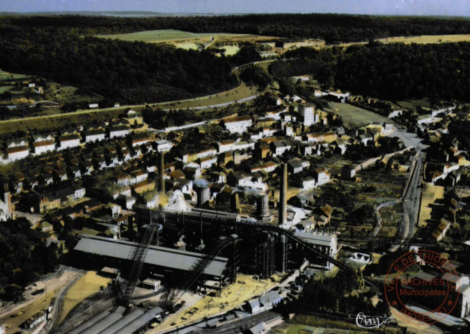 Audun-le-Tiche (Moselle) - Vue aérienne sur l'usine