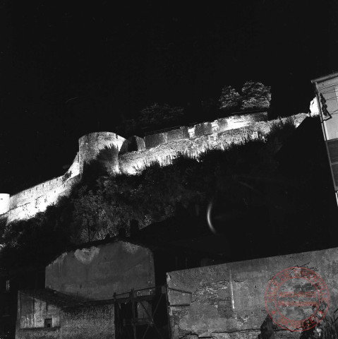 Le château de Sierck-lès-Bains de nuit