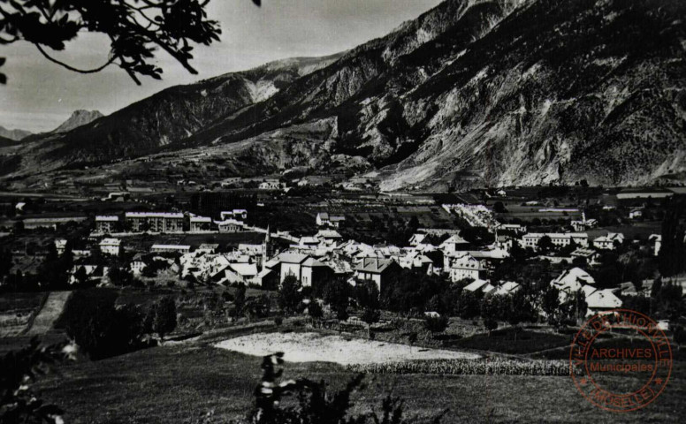 Route des Grandes Alpes : Guillestre (H.A); Alt 1000 m. : Vue générale