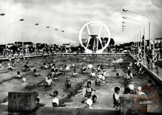 Thionville (Moselle) - La Piscine - Le Bassin Olympique