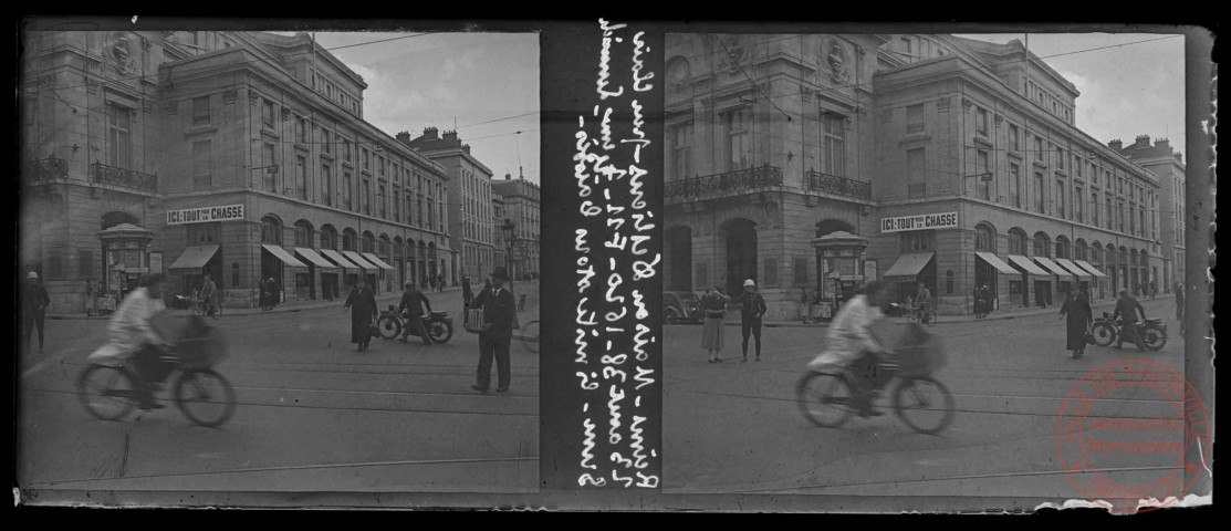 Reims (51) - Opéra-Théâtre à l'angle de la rue Talleyrand et de la rue de Vesle