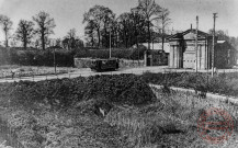 [La porte de Sarrelouis et le tramway]
