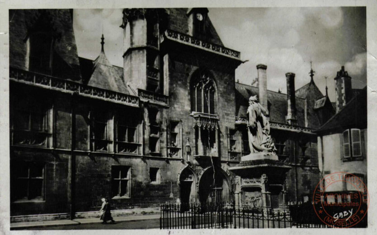 BOURGES. Le Palais Jacques-Coeur