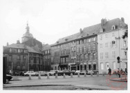 Vue d'ensemble de la place de l'Eglise - Thionville
