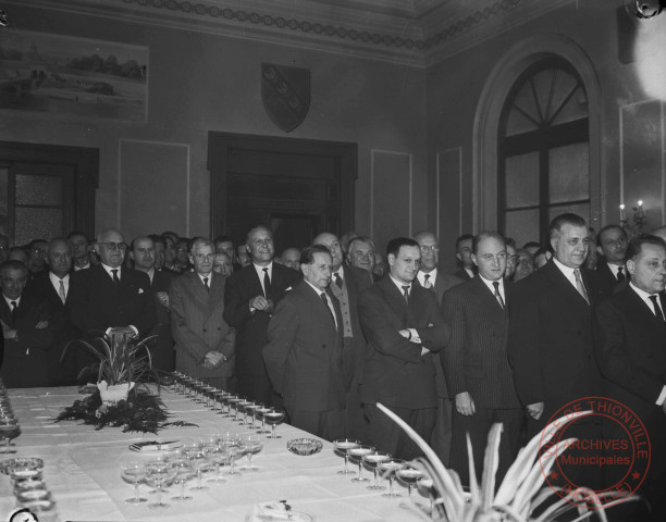 [Légion d'Honneur au Beffroi en mai 1961]