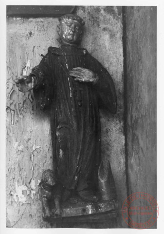 Statue de Saint-Bernard présente dans l'oratoire champêtre, situé sur la route d'Usselskirch, hameau de Boler (commune de Breistroff-la-Grande)